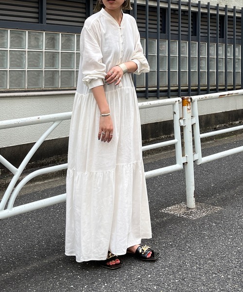 Omekashi（オメカシ）の「リネンティアードワンピース（ワンピース・レディース・ブラック/オフホワイト/ブルー・38/36）」の6枚目の写真