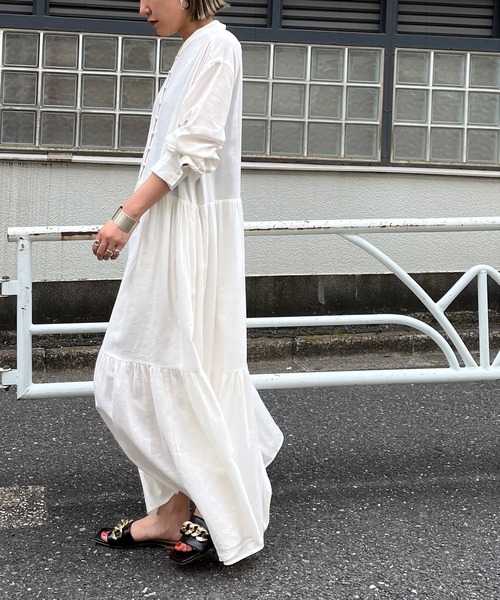 Omekashi（オメカシ）の「リネンティアードワンピース（ワンピース・レディース・ブラック/オフホワイト/ブルー・38/36）」の10枚目の写真