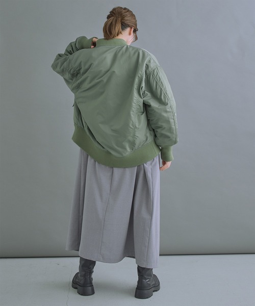 KHA:KI / カーキ」REVERSIBLE MA-1