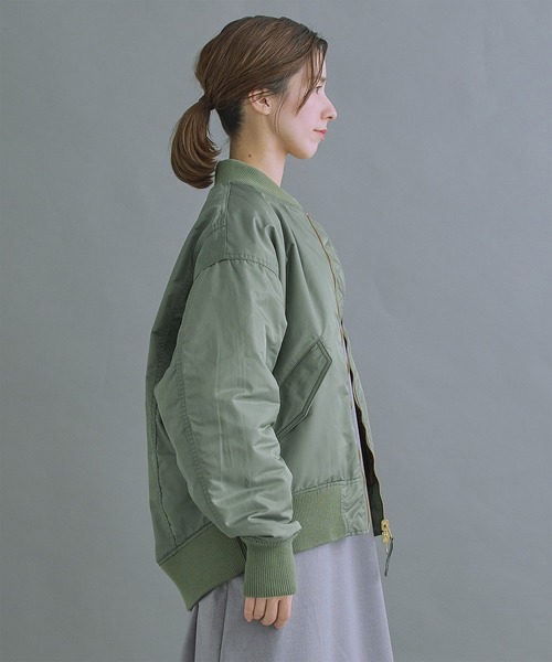 KHA:KI / カーキ」REVERSIBLE MA-1