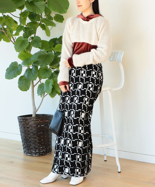 Ray BEAMS(レイビームス)の「Ray BEAMS / アゼアミ クロップド クルーネック ニット(ニット/セーター・レディース・オフホワイト/グリーン系その他2・ONE SIZE)」の9枚目の写真