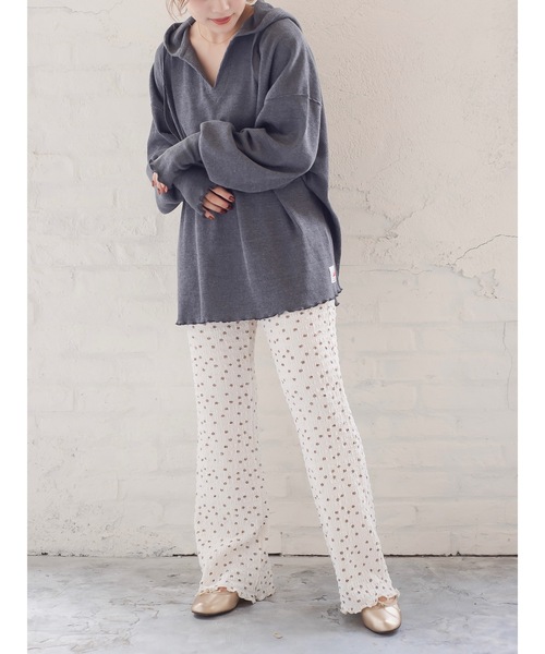 jumelle(ジュメロ)の「シャーリングプリントパンツ(その他パンツ・レディース・ベージュ・FREE)」の22枚目の写真