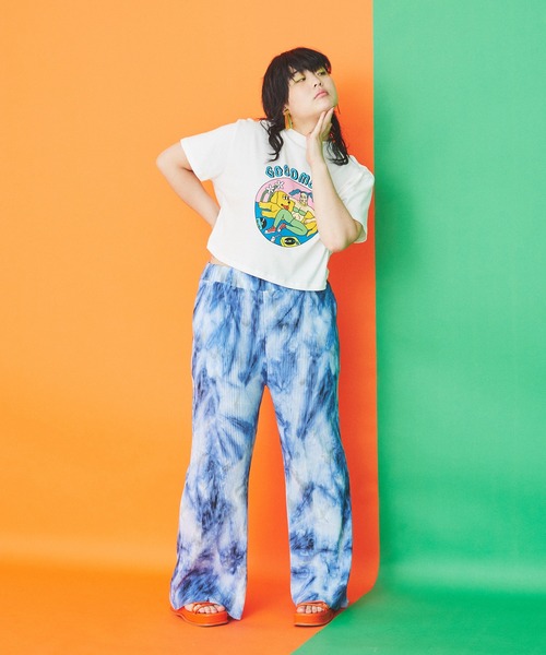 PUNYUS（プニュズ）の「GOODMOODプチハイネックＴ（Tシャツ/カットソー・レディース・ホワイト/ブラック/ブラック系その他・1/2/4/3）」の18枚目の写真