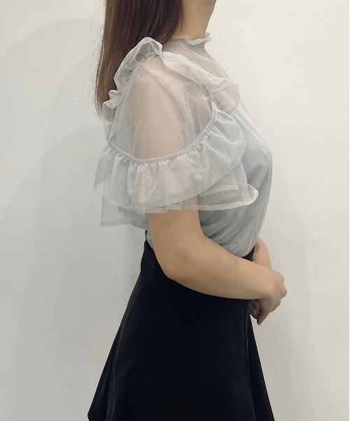 TITTY&CO.（ティティーアンドコー）の「【TITTY&CO.】半袖フリルスリーブチュールトップス（シャツ/ブラウス・レディース・ライトブルー/ブラック/アイボリー・FREE）」の4枚目の写真