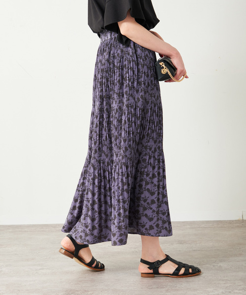 JOURNAL STANDARD relume(ジャーナルスタンダード レリューム)の「マジョリカプリーツフラワースカート(スカート・レディース・ブラック/ブルー/ブラック系その他・FREE)」の17枚目の写真