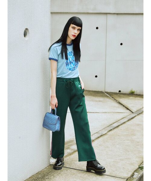 jouetie（ジュエティ）の「カラーラインジャージパンツ【トラックパンツ】（その他パンツ・レディース・ブラック/グリーン/パープル/オレンジ/ブルー・MEDIUM）」の16枚目の写真