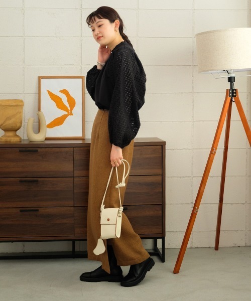 Bab（バブ）の「袖レースギャザーブラウス（シャツ/ブラウス・レディース・ブラック/ブラウン/オフホワイト・M）」の19枚目の写真