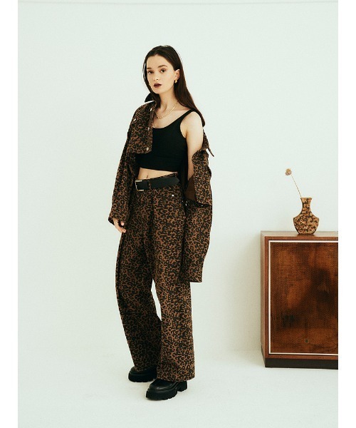 ENVYM(アンビー)の「デニムショートルーズJK(デニムジャケット・レディース・ブルー/レオパード/ブラック・FREE)」の16枚目の写真