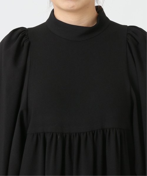 VERMEIL par iena（ヴェルメイユパーイエナ）の「《追加》アセテートバックサテンジョーゼットワンピース（ワンピース・レディース・ブラック/ネイビー・FREE）」の21枚目の写真