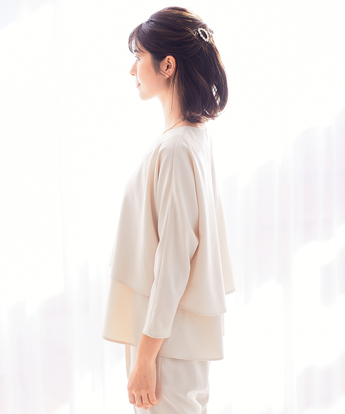 abahouse mavie（アバハウスマヴィ）の「【エニデイカセット】ストレッチバックフレアーブラウスセットアップ（パンツドレス・レディース・ダークネイビー/グレー系その他/アイボリー/ネイビー/グレイッシュベージュ/グレイッシュブルー・40/38/36）」の9枚目の写真