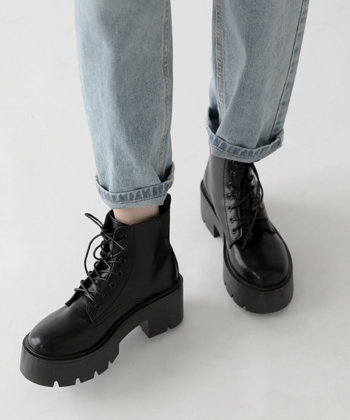 UNE MANSION（ユヌマンション）の「ラウンドベーシック厚底ウォーカー（ブーツ・レディース・ブラック/ブラウン・23.0cm/24.0cm/25.0cm）」の8枚目の写真