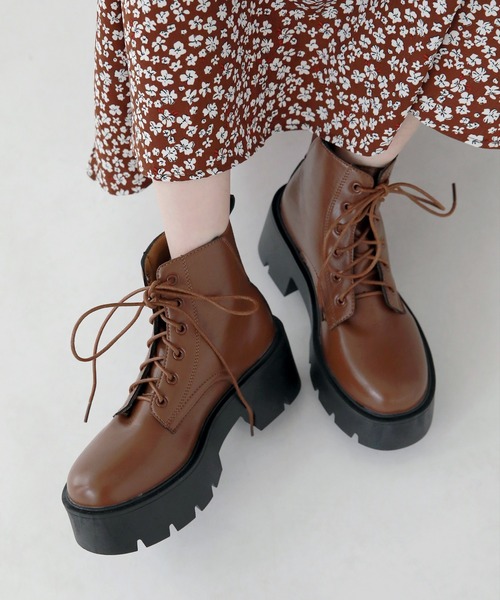 UNE MANSION（ユヌマンション）の「ラウンドベーシック厚底ウォーカー（ブーツ・レディース・ブラック/ブラウン・23.0cm/24.0cm/25.0cm）」の6枚目の写真