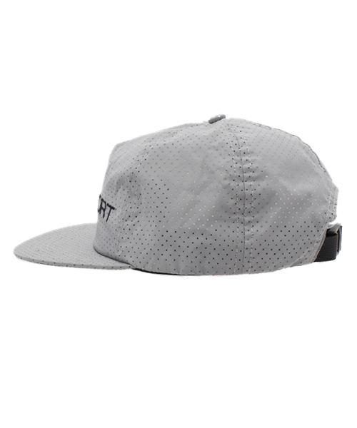 ICNY（アイシーエヌワイ）の「ユニセックス アイスコールド ニューヨーク リフレクター キャップ ICNY ERA BALL CAP（キャップ・メンズ・ホワイト/グレー・ONE SIZE）」の3枚目の写真