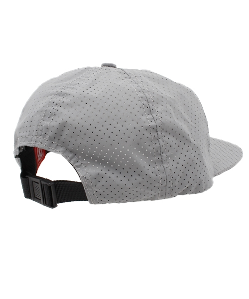 ICNY（アイシーエヌワイ）の「ユニセックス アイスコールド ニューヨーク リフレクター キャップ ICNY ERA BALL CAP（キャップ・メンズ・ホワイト/グレー・ONE SIZE）」の4枚目の写真