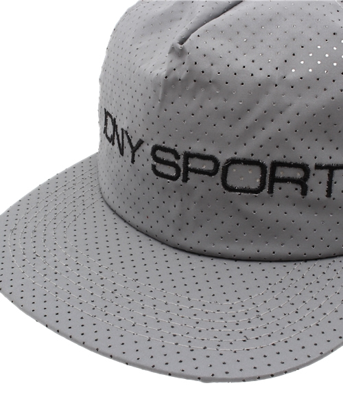 ICNY（アイシーエヌワイ）の「ユニセックス アイスコールド ニューヨーク リフレクター キャップ ICNY ERA BALL CAP（キャップ・メンズ・ホワイト/グレー・ONE SIZE）」の5枚目の写真