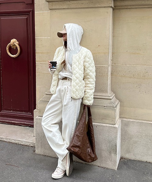 NANING9（ナンニング）の「NANING9 キルティングボアフリースジャケット（その他アウター・レディース・ブラック/アイボリー・FREE）」の6枚目の写真