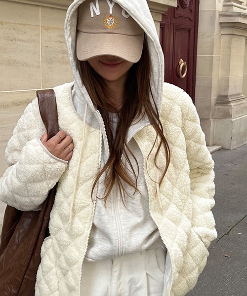 NANING9（ナンニング）の「NANING9 キルティングボアフリースジャケット（その他アウター・レディース・ブラック/アイボリー・FREE）」の8枚目の写真