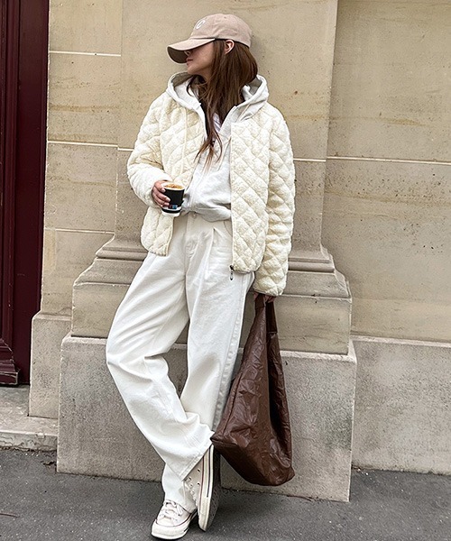 NANING9（ナンニング）の「NANING9 キルティングボアフリースジャケット（その他アウター・レディース・ブラック/アイボリー・FREE）」の4枚目の写真