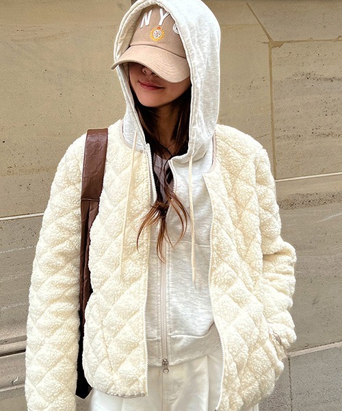 NANING9（ナンニング）の「NANING9 キルティングボアフリースジャケット（その他アウター・レディース・ブラック/アイボリー・FREE）」の9枚目の写真