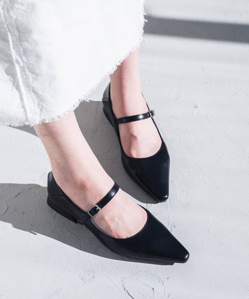 EVOL（イーボル）の「柔らかく足に馴染む【EVOL】メリージェーンローヒールパンプス IU5051（パンプス・レディース・ブラック/ブラック系その他/アイボリー/ベージュ/ブロンズ/レオパード/ゴールド/シルバー・22.5cm/23.0cm/23.5cm/24.0cm/24.5cm/25.0cm/22.0cm）」の12枚目の写真