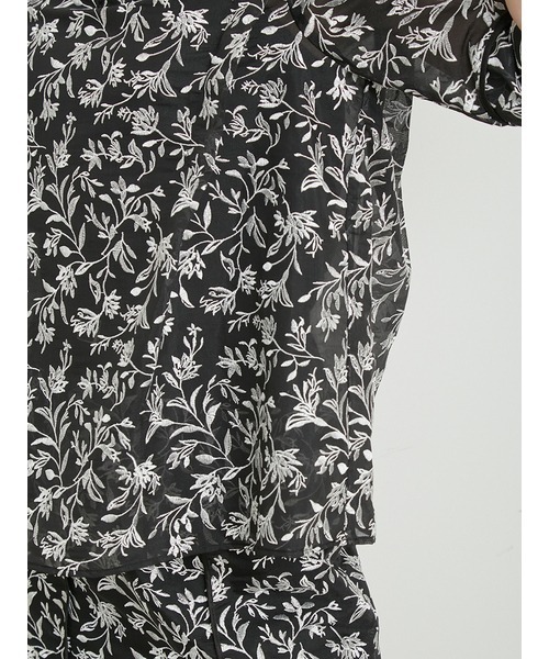 LILY BROWN(リリーブラウン)の「刺繍チャイナブラウス(シャツ/ブラウス・レディース・ブルー/ブラック/ホワイト・FREE)」の8枚目の写真