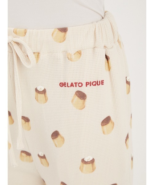 gelato pique（ジェラートピケ）の「プリン柄ロングパンツ