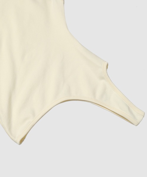 LOW CLASSIC(ロウ クラシック)の「HOLE POINT TOP(Tシャツ/カットソー・レディース・クリーム・S/M)」の3枚目の写真