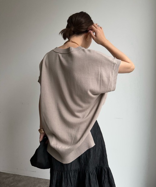 DouDou(ドゥドゥ)の「【WEB限定】 AIMABLEロゴインターシャベスト(ニット/セーター・レディース・ブラック/グレイッシュベージュ/ライトグレー・FREE)」の21枚目の写真