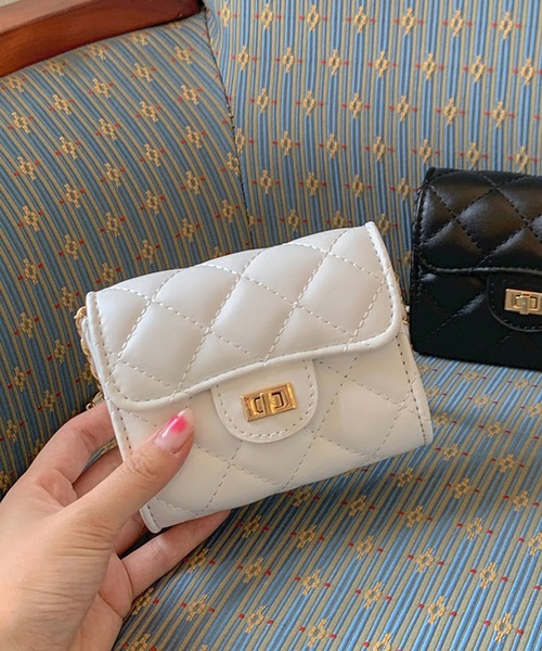 cream creme(クリームクレーム)の「チェーンウォレットバッグ(トートバッグ・レディース・ブラック/ホワイト・FREE)」の3枚目の写真