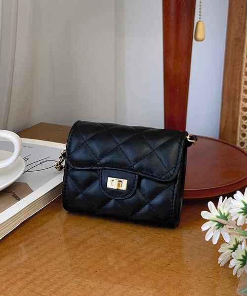 cream creme(クリームクレーム)の「チェーンウォレットバッグ(トートバッグ・レディース・ブラック/ホワイト・FREE)」の4枚目の写真