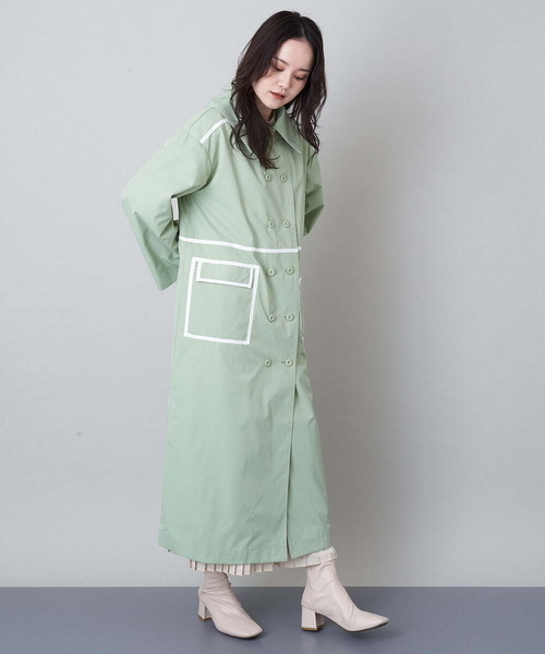 A de a.v.v（アードアー・ヴェ・ヴェ）の「バイカラーパイピングダブルボタントレンチコート（トレンチコート・レディース・ミント/ブラック・36/38）」の6枚目の写真