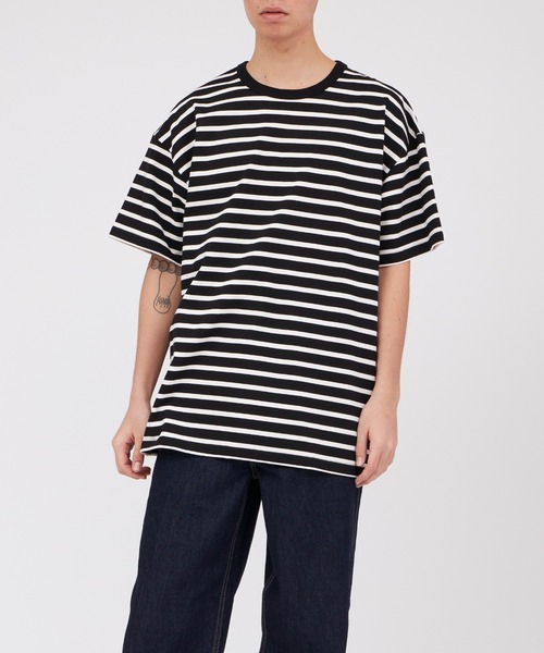 UNDECORATED(アンデコレイテッド)の「UNDECORATED Organic Cotton Border S/S T-Shirt(Tシャツ/カットソー・メンズ・ローズ/ブラック/ホワイト・2/3)」の3枚目の写真