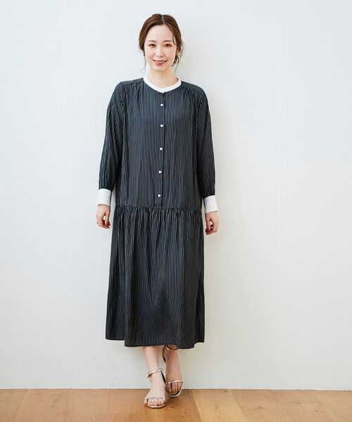 le.coeur blanc（ルクールブラン）の「カッセンストライプギャザーシャツワンピース（シャツワンピース・レディース・ベージュ系その他2/ブルー系その他4・38）」の12枚目の写真