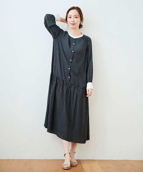 le.coeur blanc（ルクールブラン）の「カッセンストライプギャザーシャツワンピース（シャツワンピース・レディース・ベージュ系その他2/ブルー系その他4・38）」の14枚目の写真