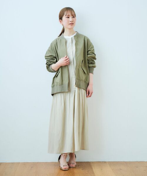 le.coeur blanc（ルクールブラン）の「カッセンストライプギャザーシャツワンピース（シャツワンピース・レディース・ベージュ系その他2/ブルー系その他4・38）」の7枚目の写真