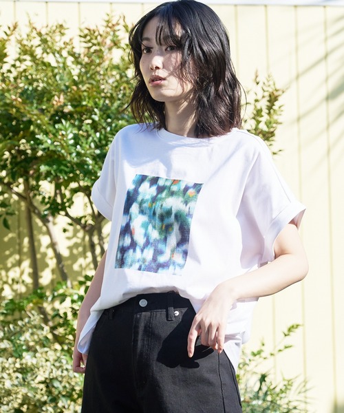 JEANS MATE（ジーンズメイト）の「汗染みの目立ちにくいTシャツ ZEROSTAIN ゼロステイン　撥水性　UVカット ローカルラウンドプリント　ボタニカルプリント　 Tシャツ（Tシャツ/カットソー・レディース・ホワイト/ブラック/イエロー/ミント/ピンク系その他/ダークベージュ・MEDIUM/LARGE）」の20枚目の写真