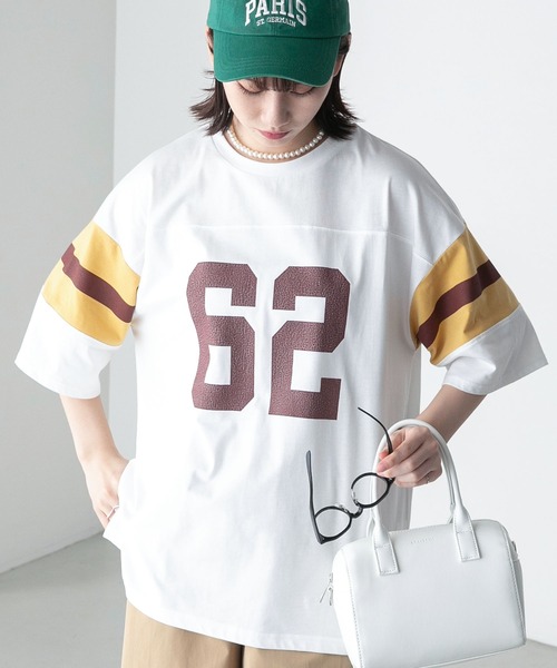 BONLECILL（ボンルシール）の「ナンバリング 配色ルーズ半袖Tシャツ（Tシャツ/カットソー・レディース・ブラック/オフホワイト/ネイビー/グリーン・FREE）」の6枚目の写真