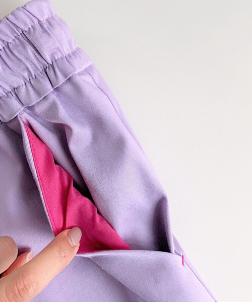 Q（キュー）の「コットンサテンイージーパンツ（その他パンツ・レディース・ラベンダー/ターコイズブルー/ブラック・MEDIUM）」の8枚目の写真