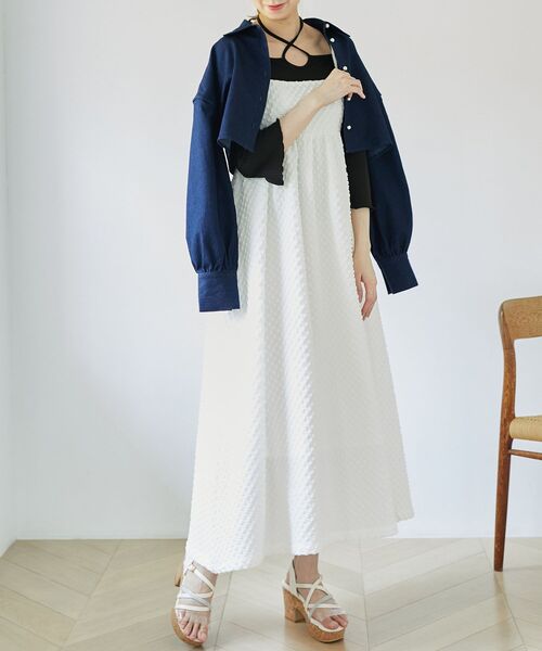 MAJESTIC LEGON(マジェスティックレゴン)の「バックオープンキャミワンピース(ワンピース・レディース・オフホワイト/ブラック・MEDIUM)」の18枚目の写真
