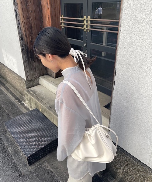 lawgy（ラウジー）の「piping ribbon set sheer tops（シャツ