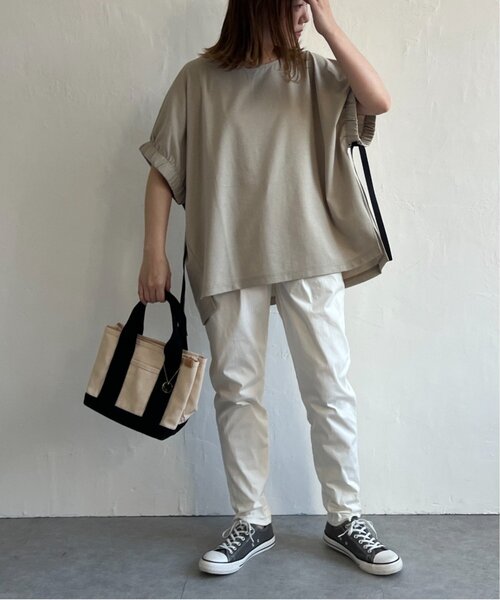 LBC(エルビーシー)の「袖ギャザーリボンチュニック(Tシャツ/カットソー・レディース・ブラック/ベージュ/ホワイト・M)」の9枚目の写真