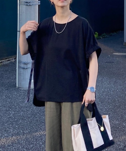 LBC(エルビーシー)の「袖ギャザーリボンチュニック(Tシャツ/カットソー・レディース・ブラック/ベージュ/ホワイト・M)」の2枚目の写真