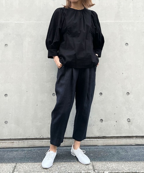 NIMES(ニーム)の「リネンテーパードパンツ(その他パンツ・レディース・ベージュ/ラベンダー/チャコールグレー・0/1)」の18枚目の写真