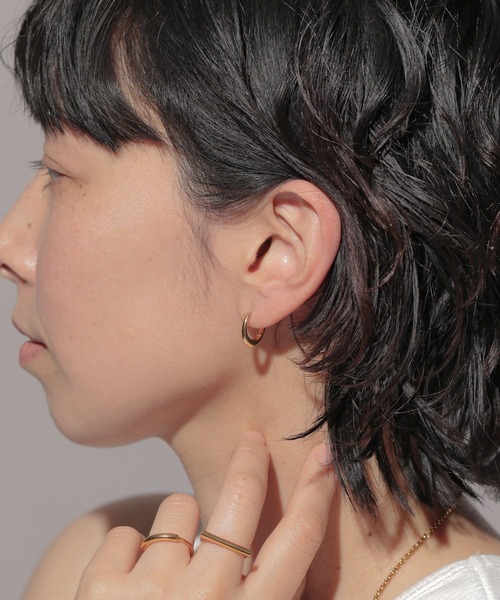 A part by（アパートバイ）の「ステンレス_ワンタッチフープピアス（ピアス（両耳用）・レディース・シルバー/ゴールド・FREE）」の6枚目の写真