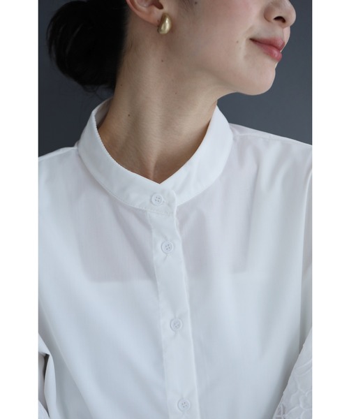 cawaii（カワイイ）の「ふっくらカッティングレース袖のシャツトップス 長袖（シャツ/ブラウス・レディース・ホワイト・FREE）」の3枚目の写真