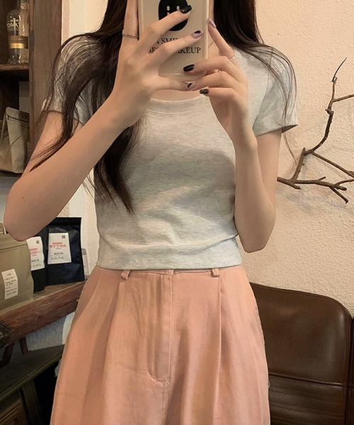 Grandeir(グランディール)の「クルーネック半袖カットソー(Tシャツ/カットソー・レディース・ブラック/カーキ/グレー・M)」の5枚目の写真