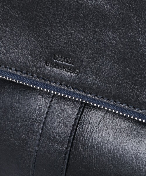 CROWDED CLOSET（クラウデッドクローゼット）の「【SEEKER(シーカー)】オイルレザー 2WAY口折れクラッチショルダー（クラッチバッグ・メンズ・グリーン/ネイビー/ブラック・FREE）」の15枚目の写真