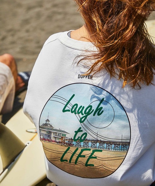 The DUFFER of ST.GEORGE(ザダファーオブセントジョージ)の「OFFSHORE × BLACK LABEL LOGO TEE:オフショア コラボ ロゴ プリントTシャツ(Tシャツ/カットソー・メンズ・ホワイト/ブラック・MEDIUM/X-LARGE/SMALL/LARGE)」の8枚目の写真