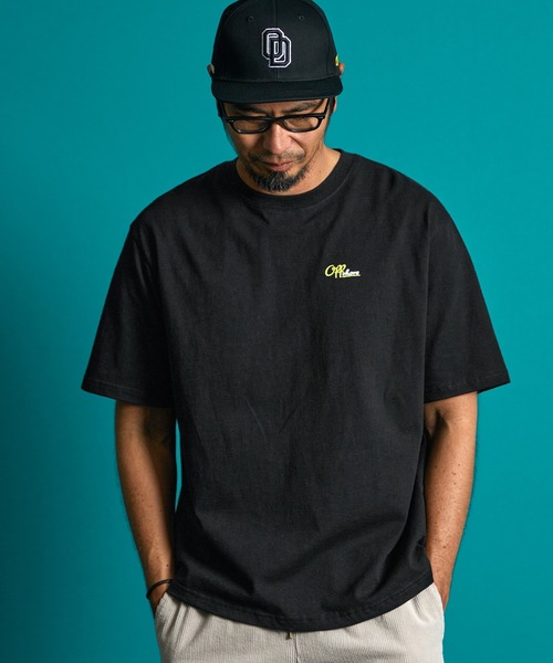 The DUFFER of ST.GEORGE(ザダファーオブセントジョージ)の「OFFSHORE × BLACK LABEL LOGO TEE:オフショア コラボ ロゴ プリントTシャツ(Tシャツ/カットソー・メンズ・ホワイト/ブラック・MEDIUM/X-LARGE/SMALL/LARGE)」の5枚目の写真