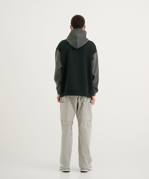 CITY TOKYO（シティトウキョウ）の「切り替えフードプルオーバー（パーカー・メンズ・ネイビー/ホワイト/ブラック・2/3/1）」の18枚目の写真